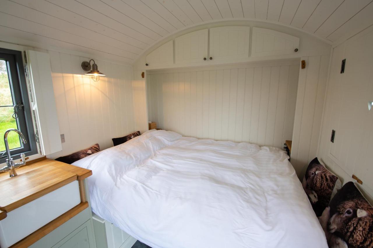 Shepherds Hut Lonmore Extérieur photo
