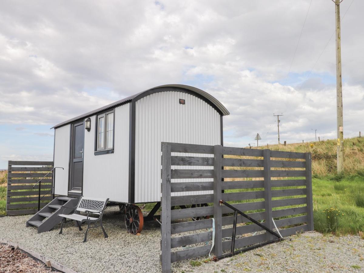 Shepherds Hut Lonmore Extérieur photo